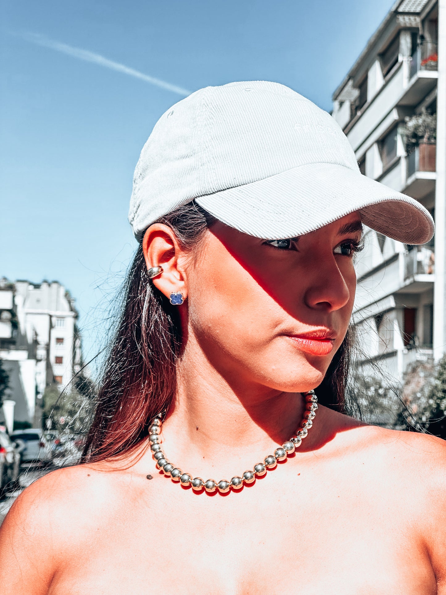 Subtiele Diep Blauwe Geluksklaver Oorbellen met Lapis Lazuli Edelstenen - Goud