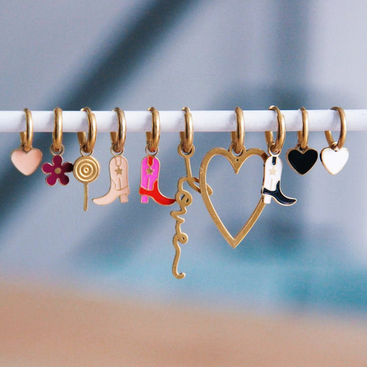 RVS oorbellen met LOVE tag - nude/goud