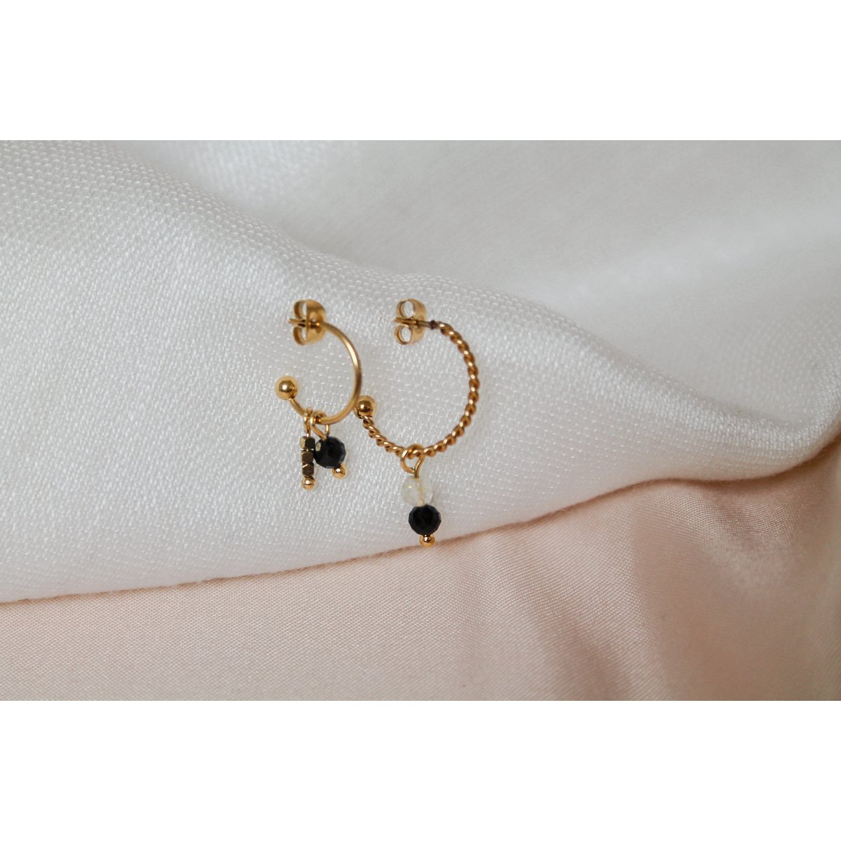 Pendientes Oro Obsidiana y Hematites - Oro