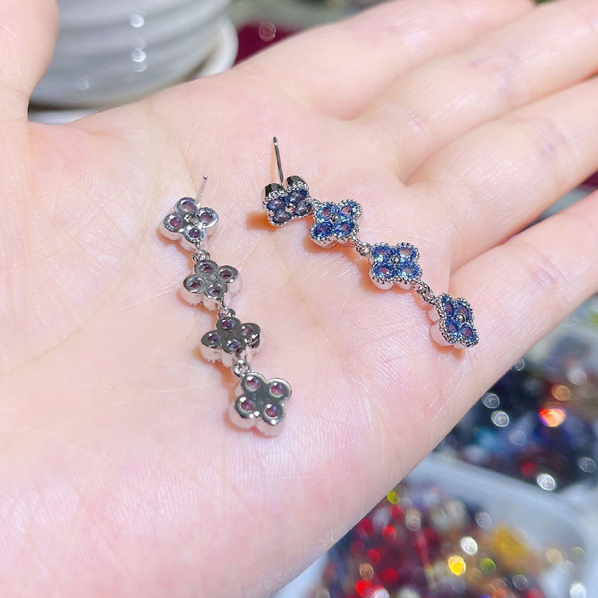 Pendientes Largos Trébol de la Suerte con Circonitas Azules - Plata