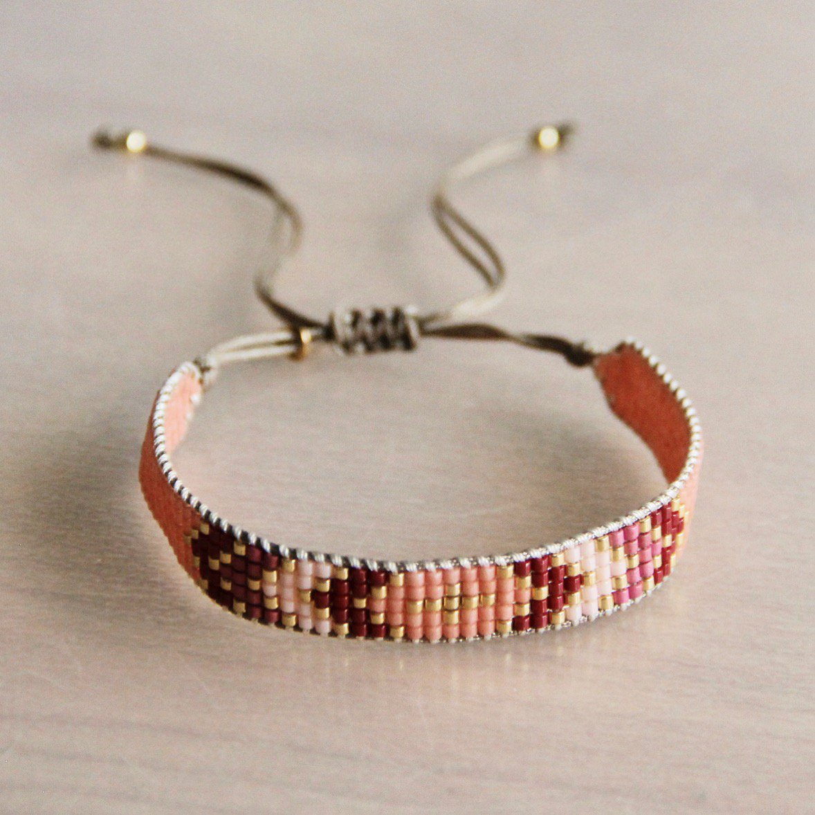 Pulsera tejida Salmón/Rojo/Rosa/Chapado en oro