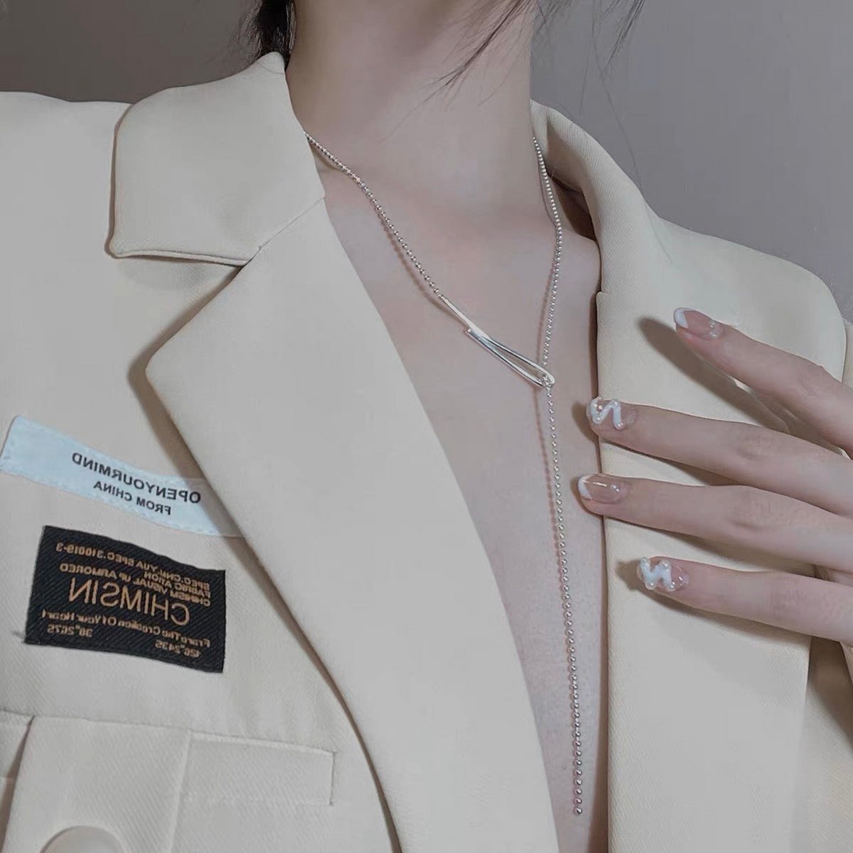 Minimalistische stijl Lange "Balletjes" Ketting - Zilver