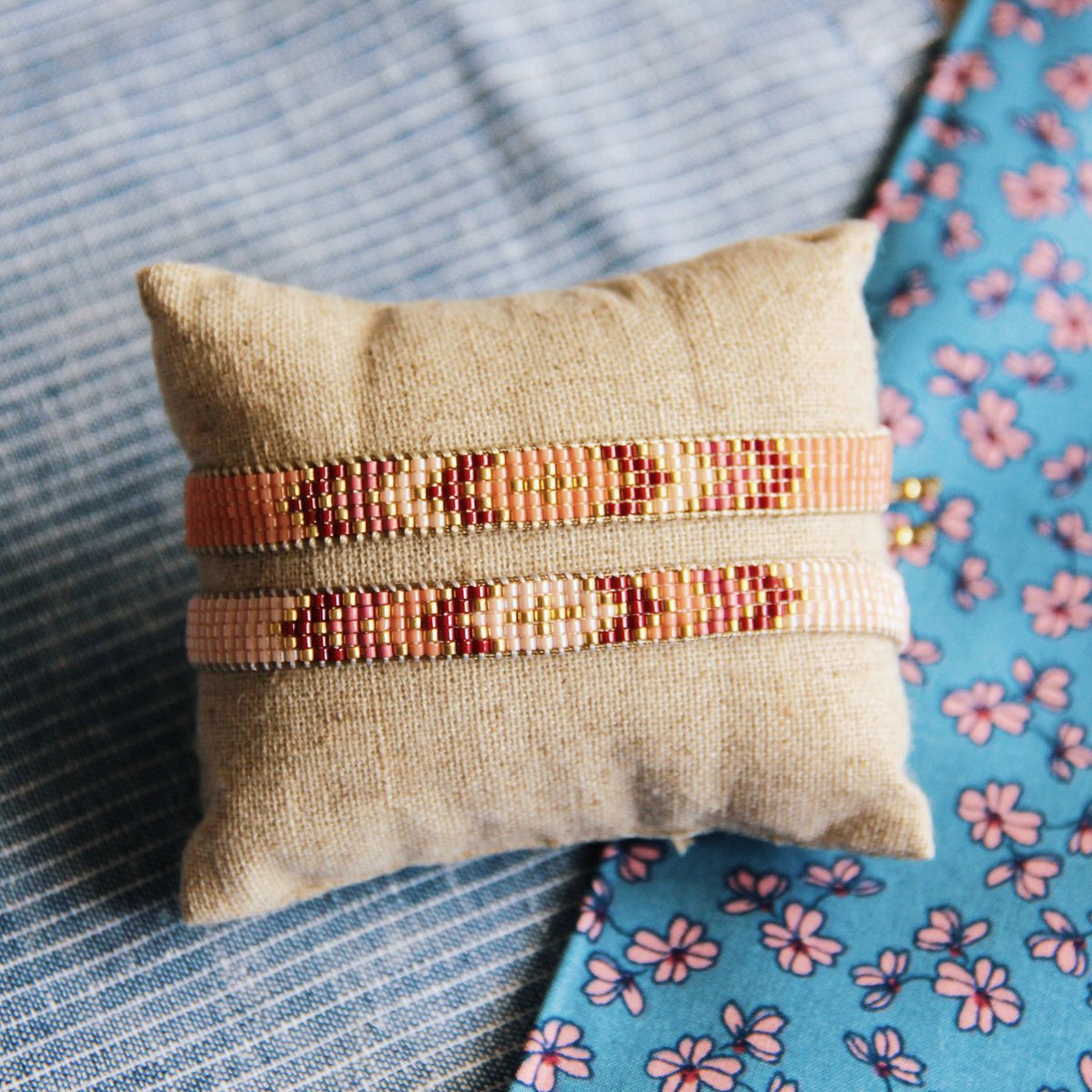 Pulsera tejida Salmón/Rojo/Rosa/Chapado en oro