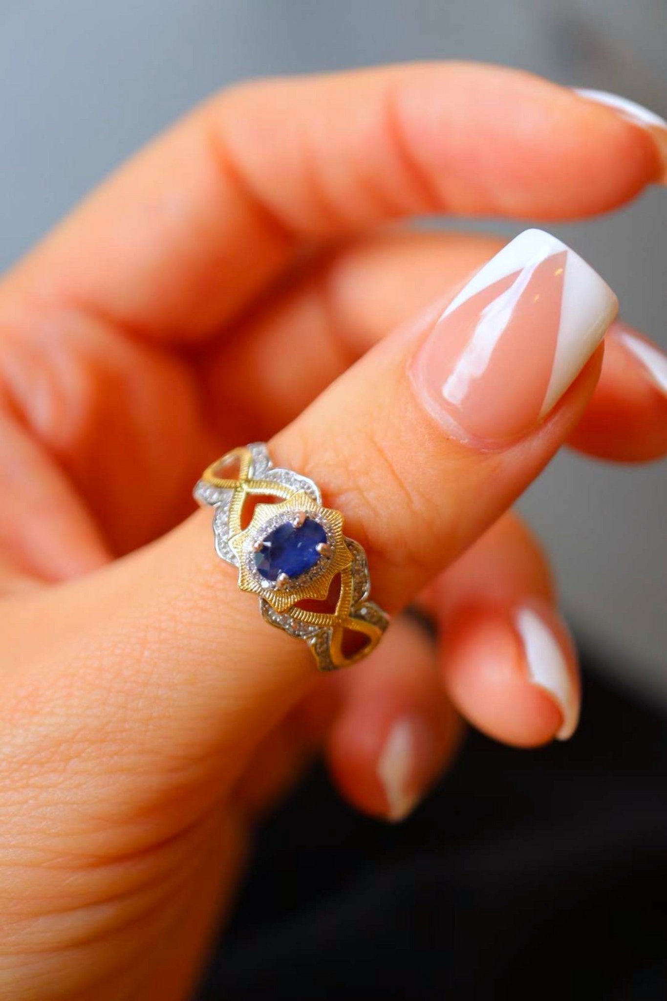 Saffierkroon - Goud vermeil sierlijke saffieren ring met koninklijk frame - verstelbaar - Echte saffier edelstenen