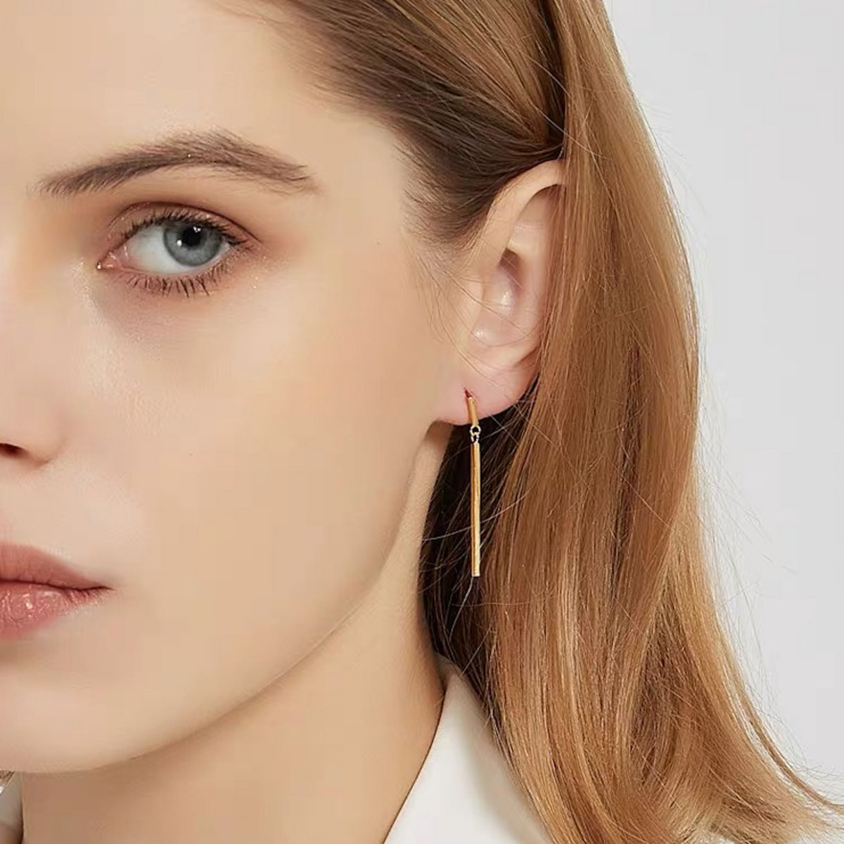 Pendientes de barra larga minimalista con barra delgada - chapado en oro