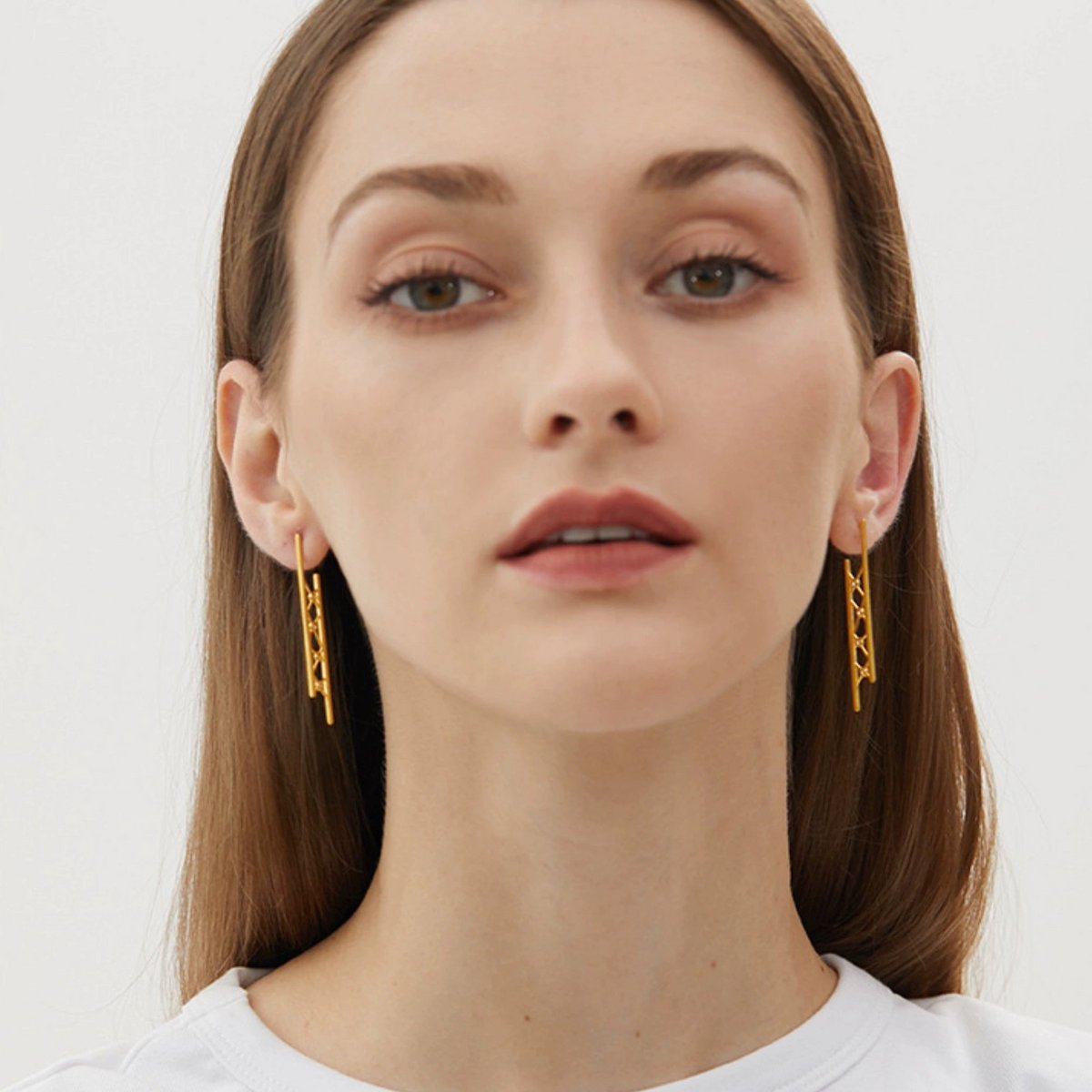 Pendientes largos minimalistas con gotas de red, oro vermeil y plata de primera ley
