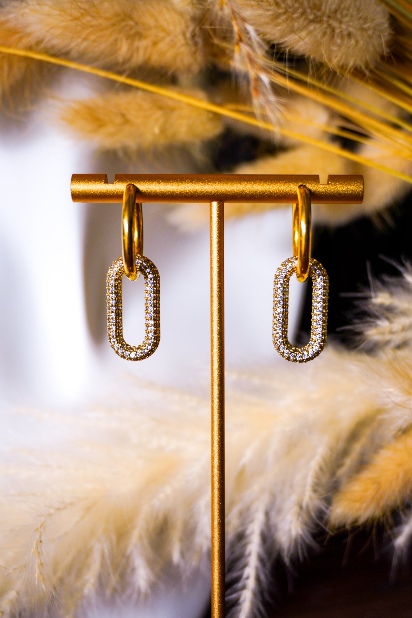 Elegante Lange Ovale Kristallen Oorbellen - Goud
