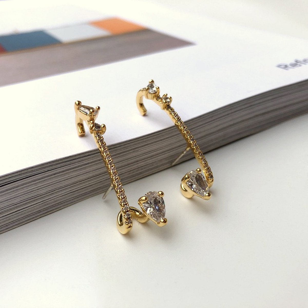 Modern Vintage Unieke Sparkling line Ear Cuff-uit één stuk