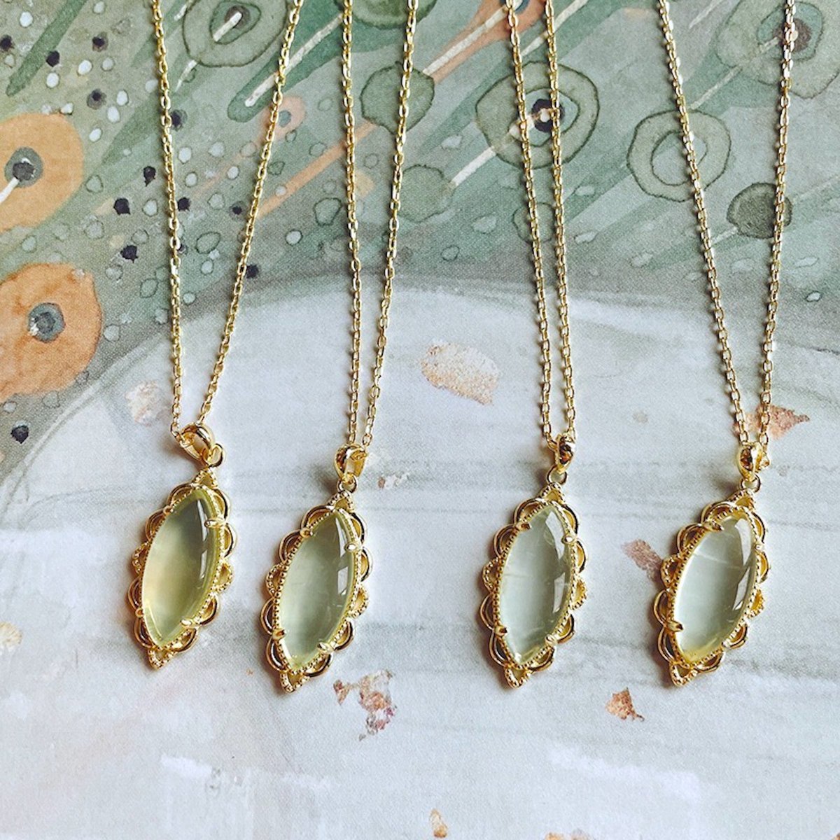 Onvoorwaardelijke liefde - Vintage geïnspireerde natuurlijke Prehniet Marquise hanger ketting - Goud vermeil - AAAA kwaliteit