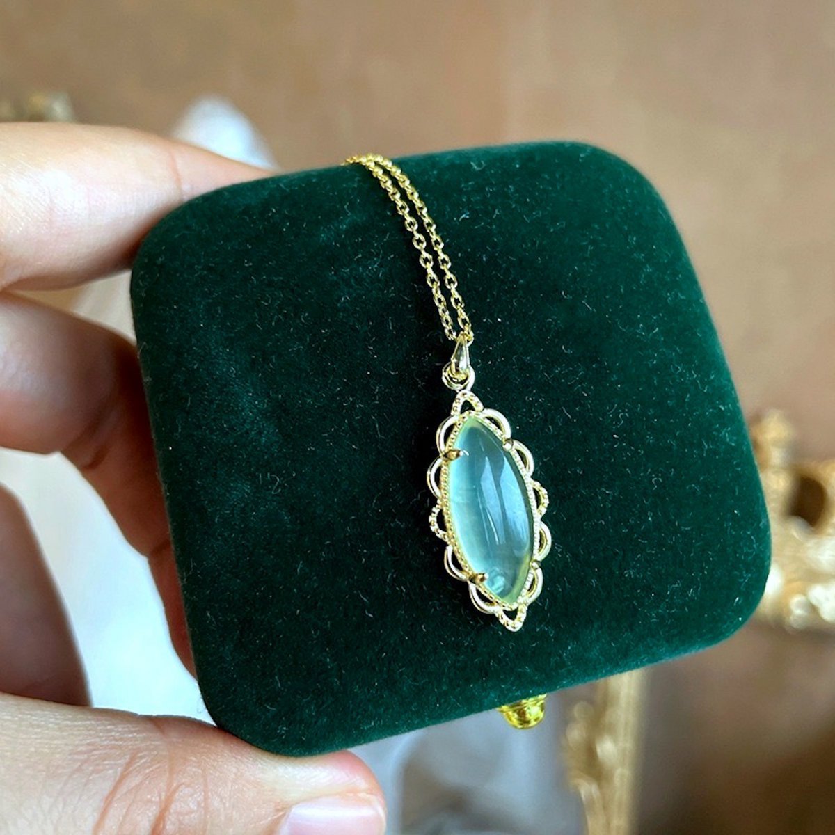 Onvoorwaardelijke liefde - Vintage geïnspireerde natuurlijke Prehniet Marquise hanger ketting - Goud vermeil - AAAA kwaliteit