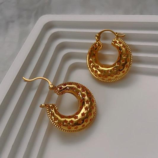 Vintage stijl holle oorbellen-sterpatronen