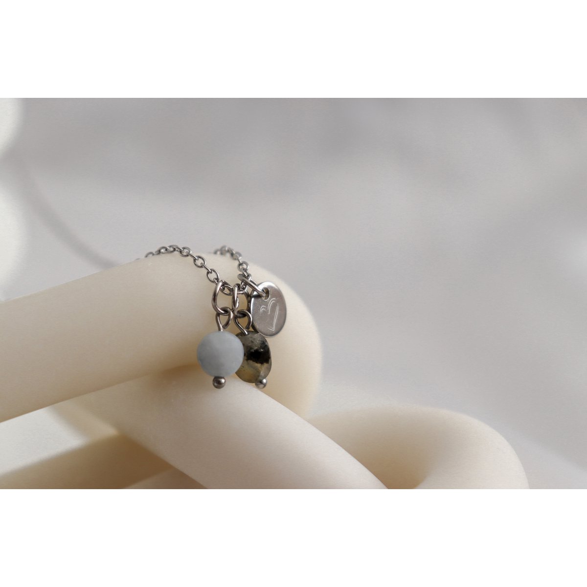 Aquamarine, Labradorite & Hart Ketting - Zilver