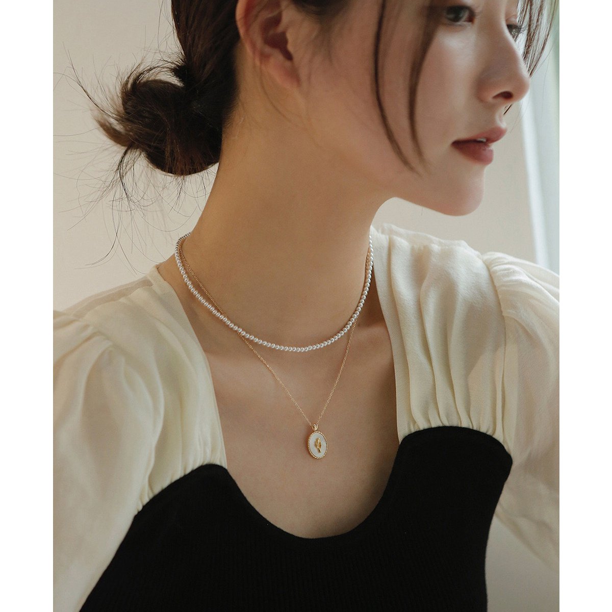 Tijdloze MOP tulp hanger ketting - verguld en sterling zilver