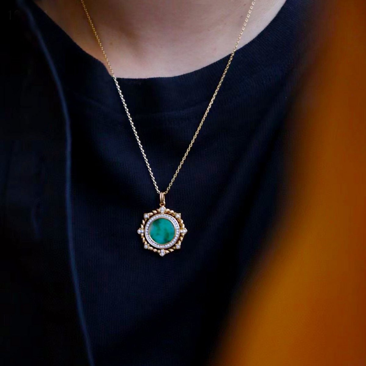 Koninklijke vintage stijl natuurlijke jade ronde hanger - Goud vermeil - AAAA kwaliteit