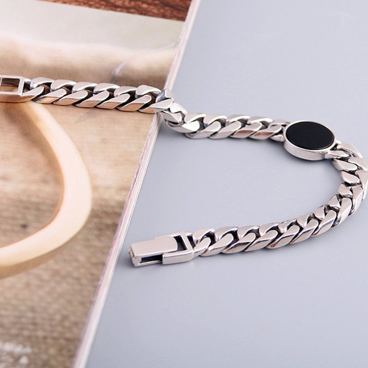 Gewaagde Sterling zilveren Cubaanse kettingarmband - ronde zwarte onyx