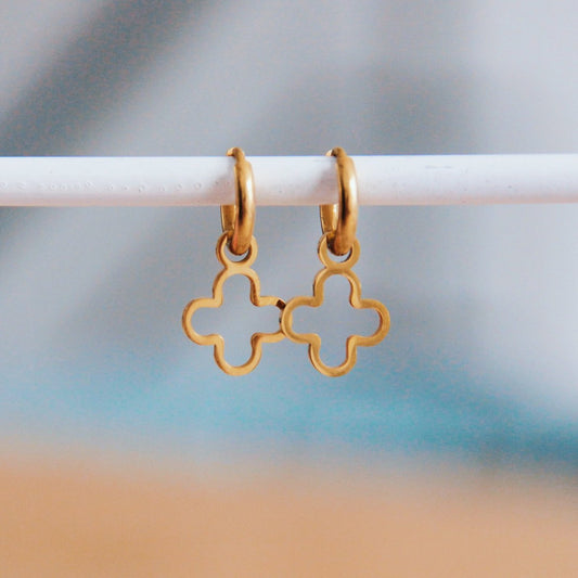 Pendientes de acero inoxidable con trébol abierto - oro