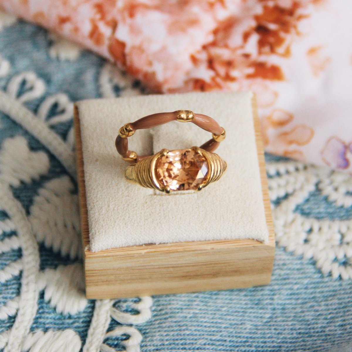 RVS ring met mini hartjes en emaille