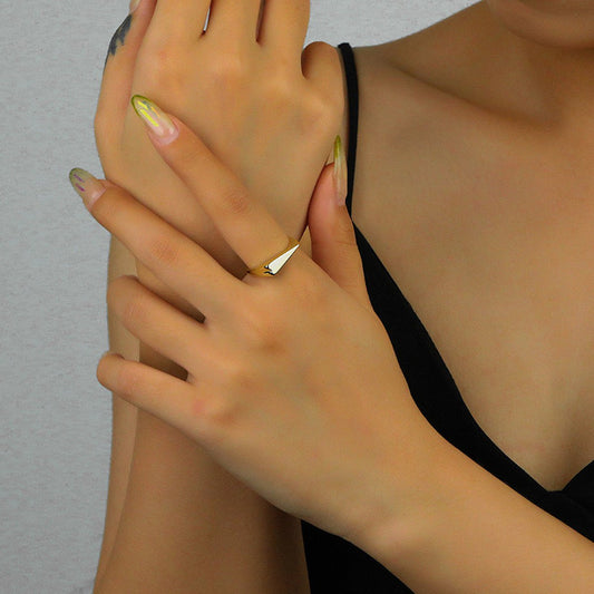 Subtiele Hartvorm Slanke ring - goud