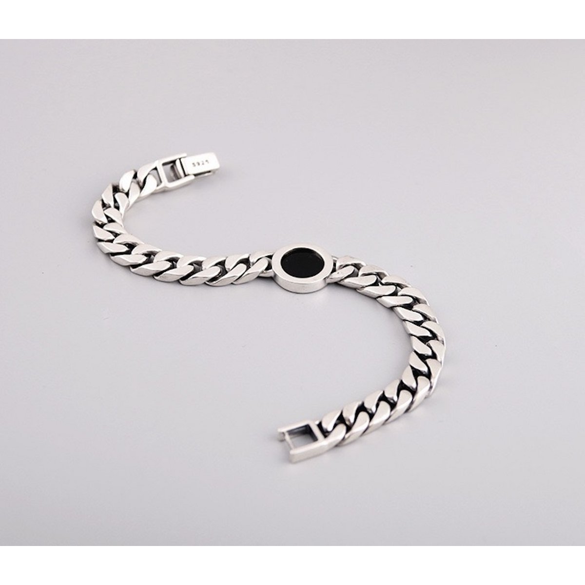 Gewaagde Sterling zilveren Cubaanse kettingarmband - ronde zwarte onyx