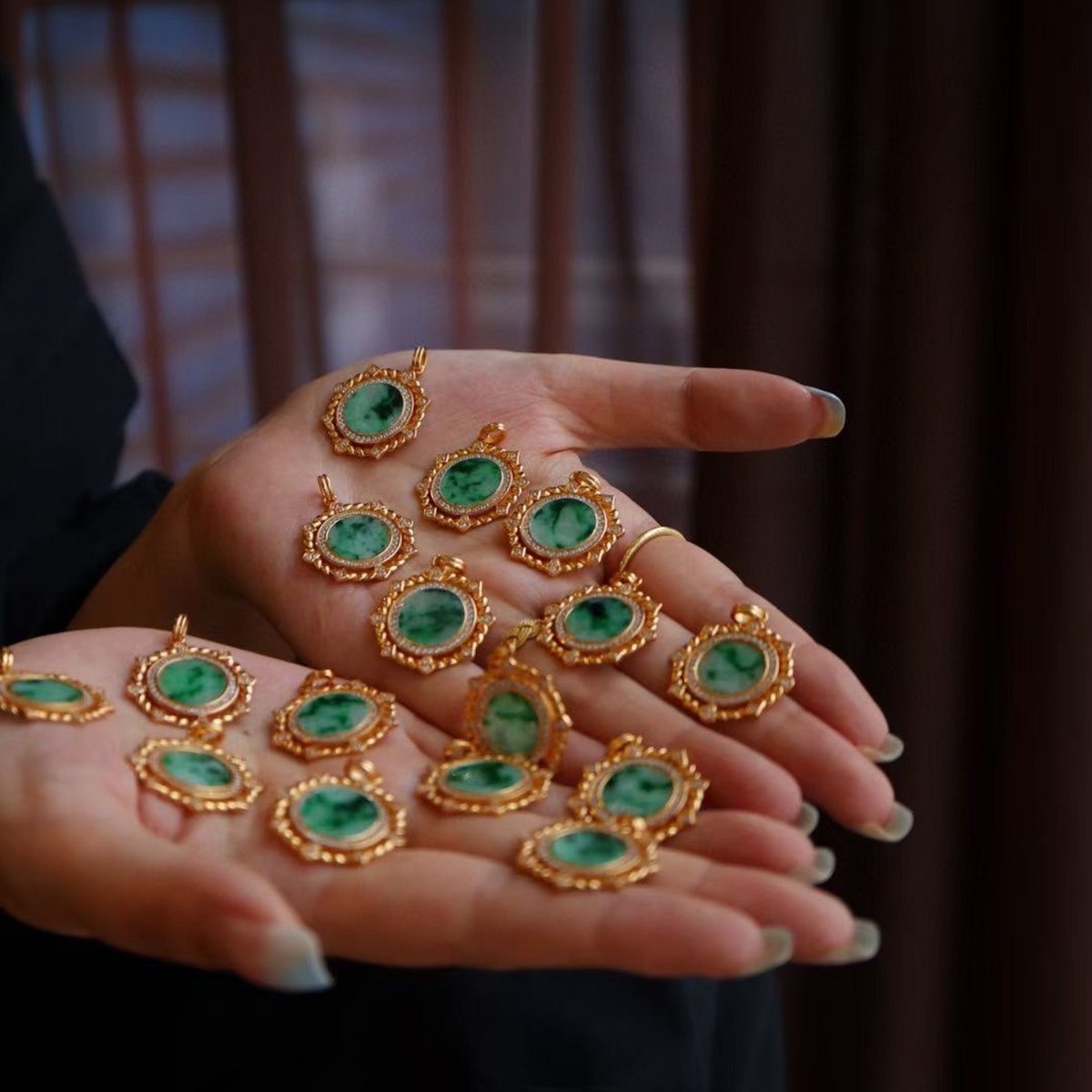 Koninklijke vintage stijl natuurlijke jade ronde hanger - Goud vermeil - AAAA kwaliteit