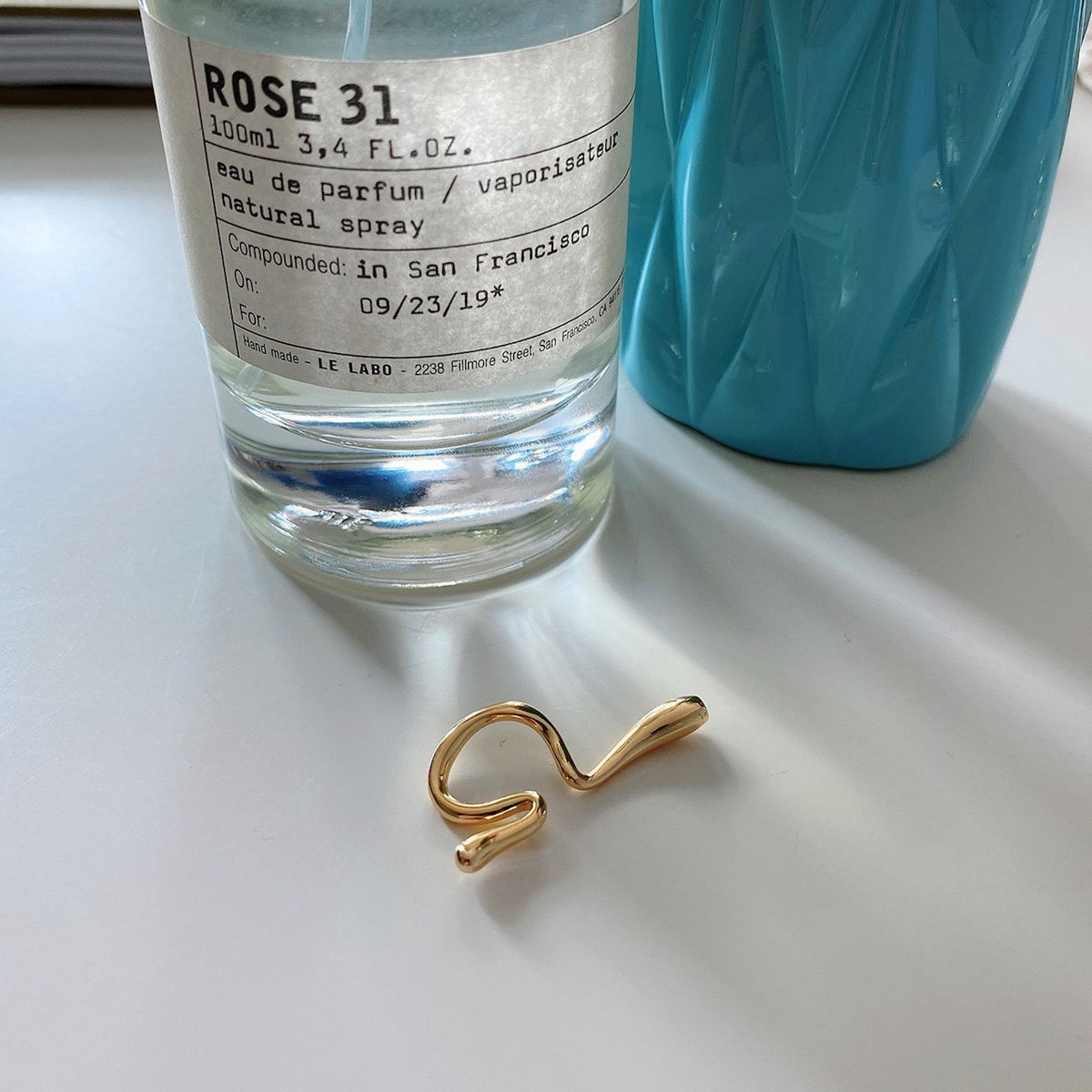 Ear cuff with small geometric line, one piece, gold and silver