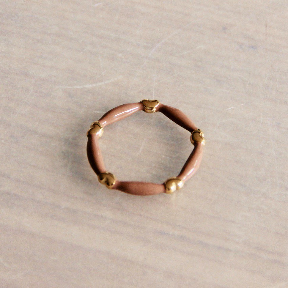 RVS ring met mini hartjes en emaille