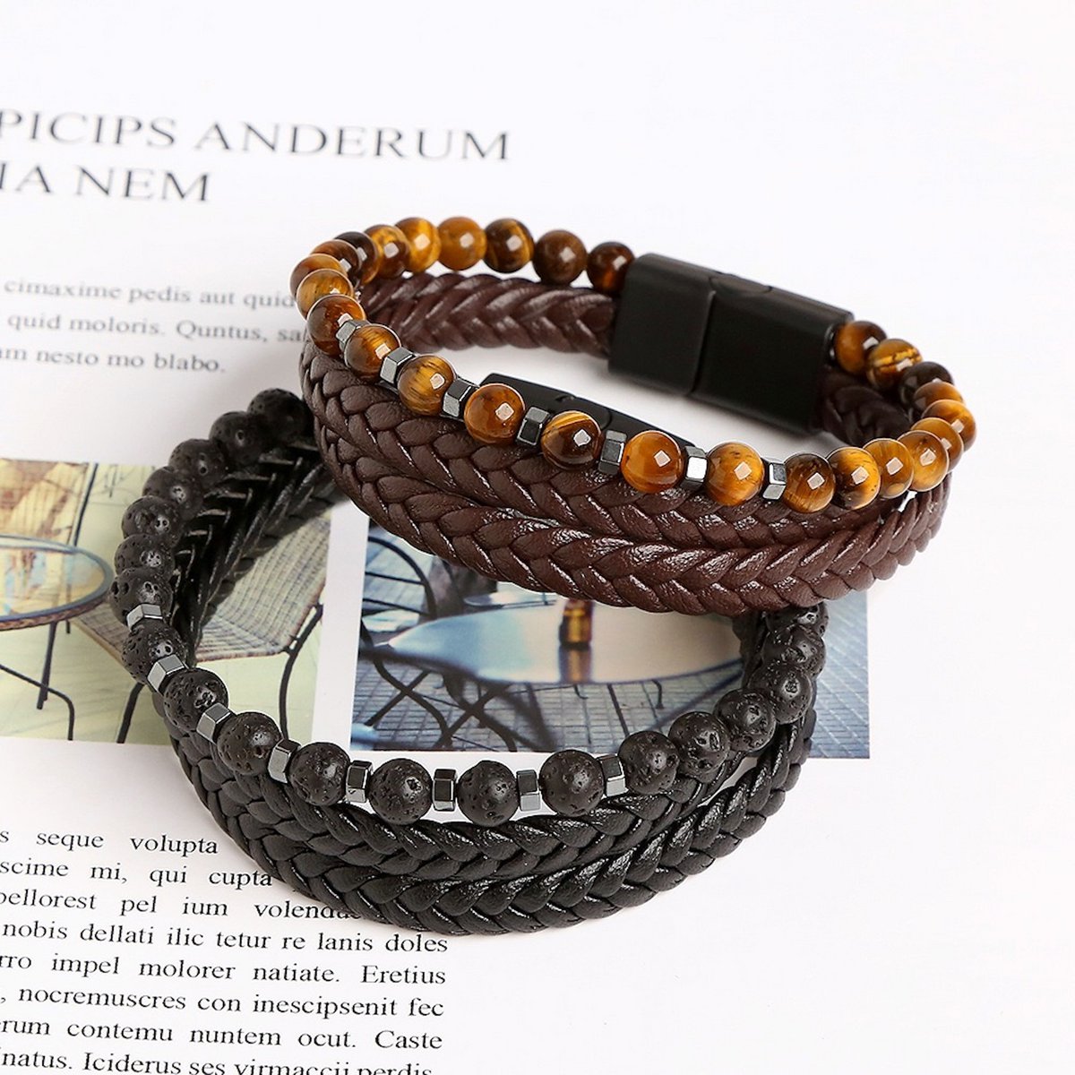 Gevlochten leren armband met echte stenen